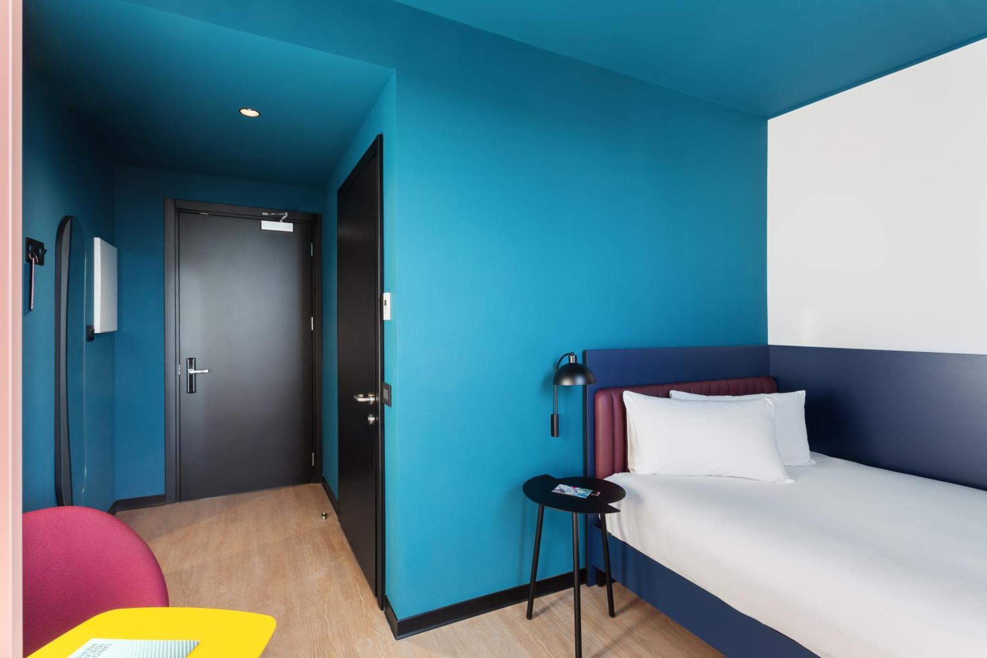 Cx Milan Nom Hostel ภายนอก รูปภาพ
