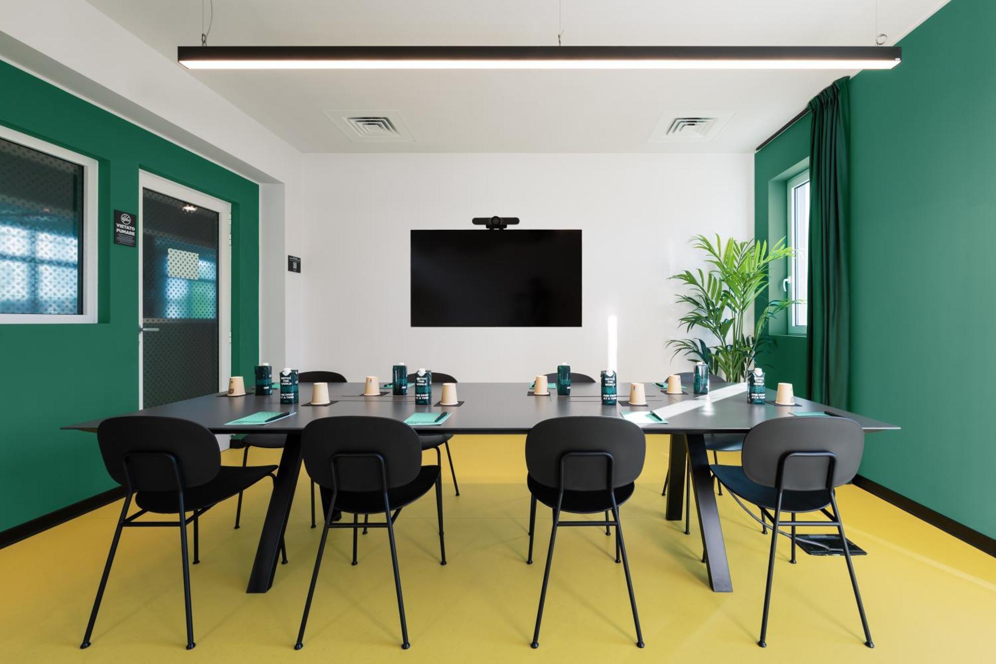 Cx Milan Nom Hostel ภายนอก รูปภาพ