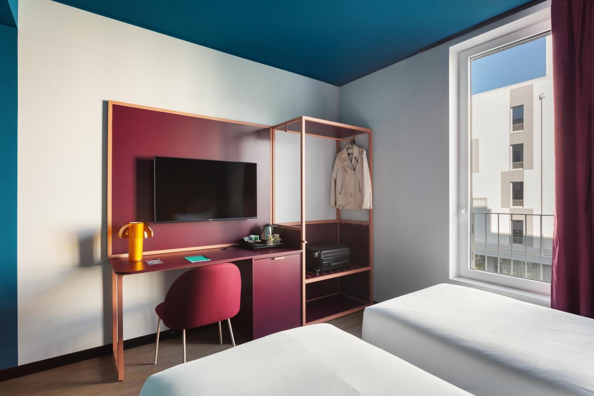 Cx Milan Nom Hostel ภายนอก รูปภาพ