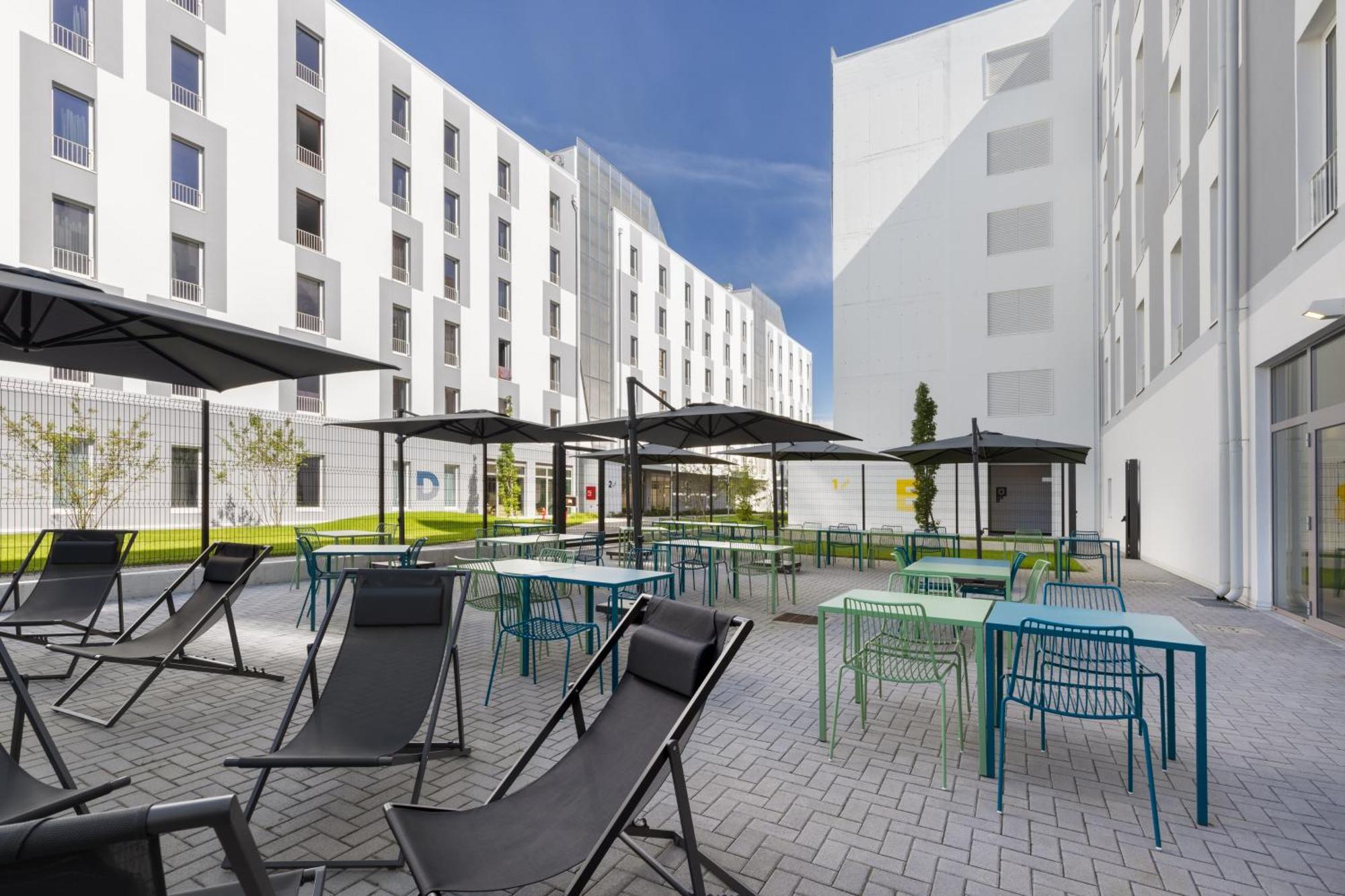 Cx Milan Nom Hostel ภายนอก รูปภาพ